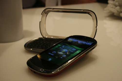 http://www.pocketpc.ch/attachment.php?attachmentid=19492&stc=1&d=1262949489