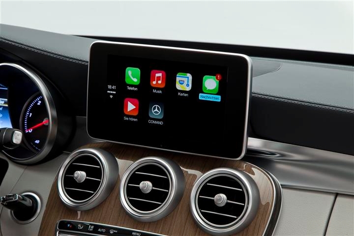 Fotos von Apples CarPlay-1_558627_20143366899305556.jpg
