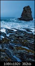 Der iPhone 6 Plus Wallpaper Thread-surging-wave-among-rock-mountain-iphone-6-plus-wallpaper-ilikewallpaper_com.jpg