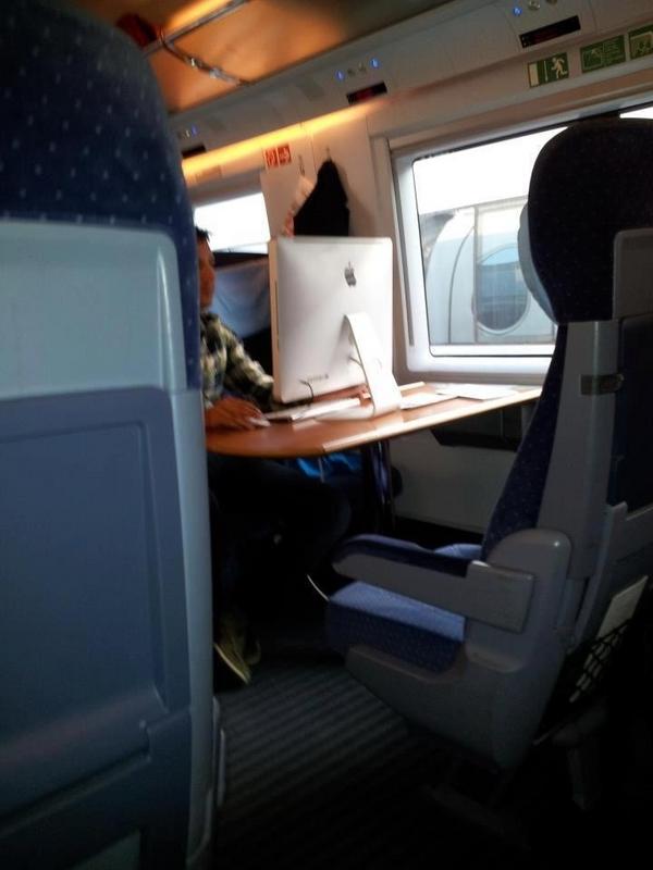 Apple Joke für die Nacht-a4w0mn-caae9mgx.jpg