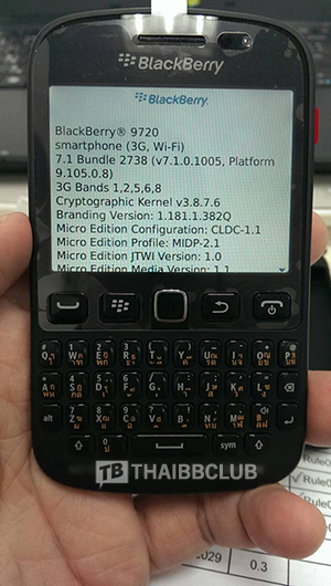 BlackBerry Bold 9720-blackberry-9720-1.jpg