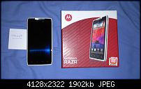 Motorola RazR weiss in TOP-Zustand-dsc_0010.jpg