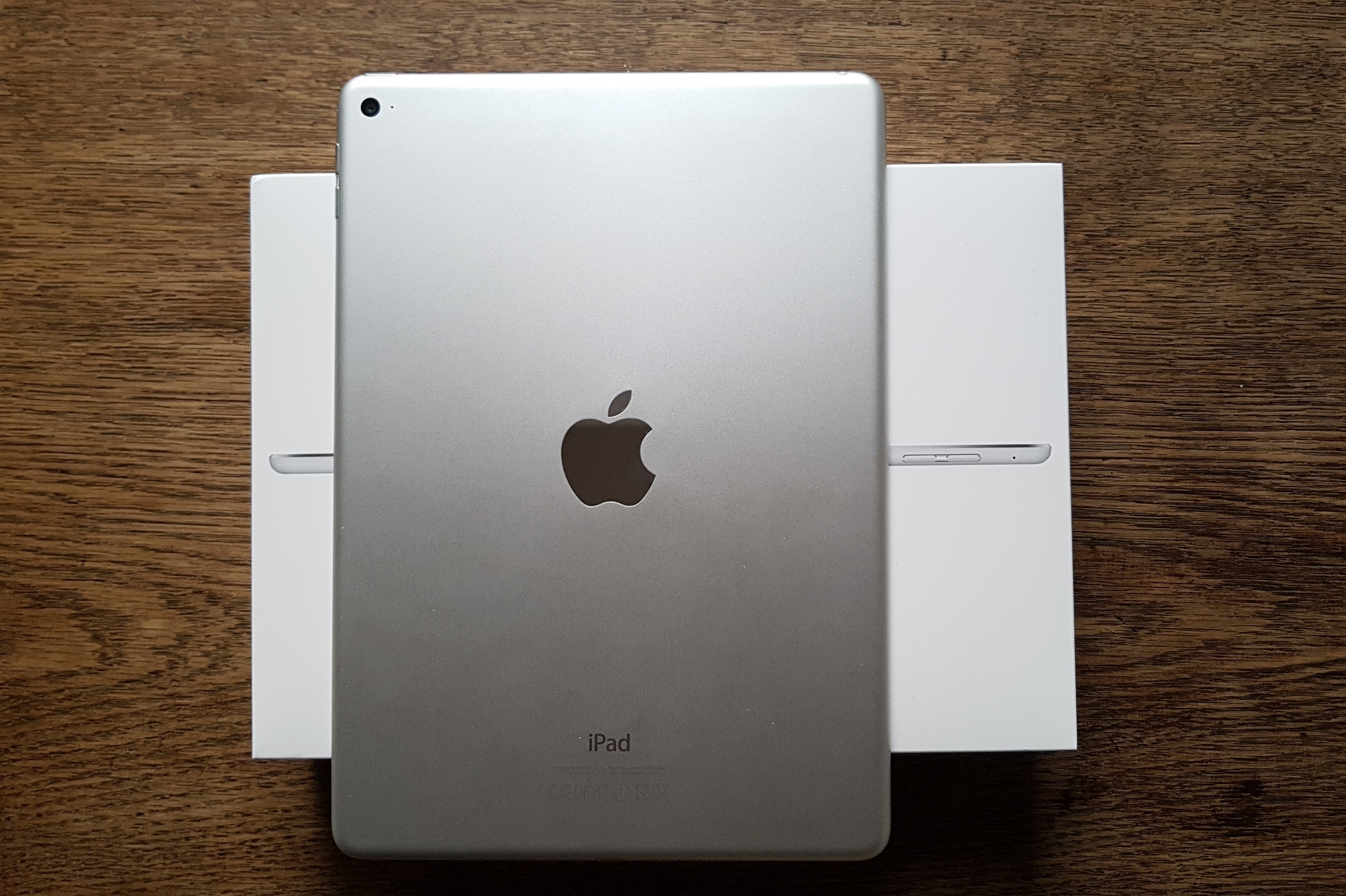 Verkaufe iPad Air 2 / 128 GB WiFi in silber