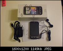 HTC Desire AMOLED  175  inkl. Versand-htc_desire_mit_zubeh.jpg