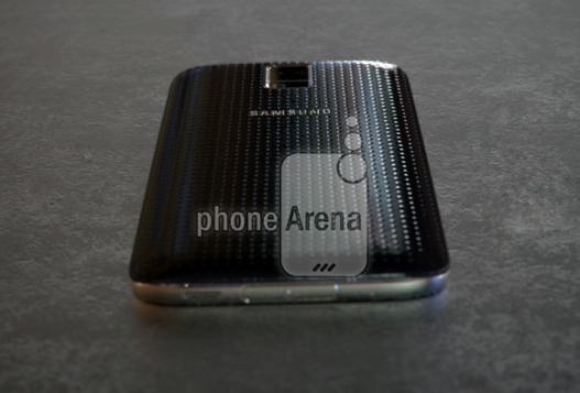 Samsung Galaxy S5 Prime - Erste Bilder oder Videos vom Gerät-leaked-pictures-samsung-galaxy-s5-prime-1-580x393-527x357.png