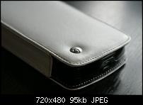 Etui und Zubehör für Touch HD-noreve_white_htc_hd_tasche_07.jpg