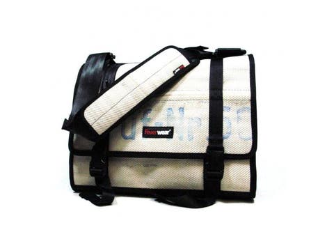 Weißer Messenger Bag Gordon