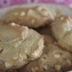 Macadamia Nut Cookie
