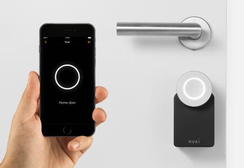 Das smarte Türschloss Nuki Keyturner verspätet sich nuki-hand-phone_01