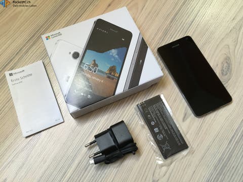 Unboxing: Das Microsoft Lumia 650 ausgepackt 20160217_105432930_iOS
