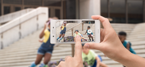 Sony Xperia X