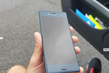 Sony Xperia F8331