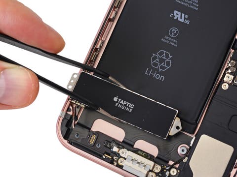 Apple iPhone 7 Plus iFixit Teardown