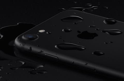 iPhone 7 waterproof