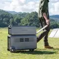 Zendure SuperBase V und Zendure Satellite Battery B6400