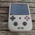 Anbernic RG405V