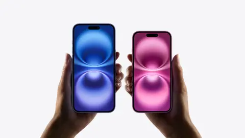 iPhone 16 Plus blau pink