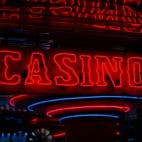 CASINO red letters Bild: Ben Lambert auf Unsplash